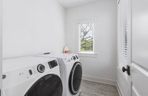 Walk to 12 South and Belmont with Garage FirePit and Patio - Foto 38