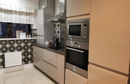 Riverside Cockatoo's Cottage Charming 3 Bed Retreat for up to 10 Guests - Foto 36