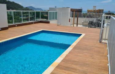 A 350 metros Praia Toninhas - Foto 1