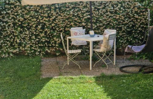 Minimal Chic House Garden and Private Parking - Foto 1