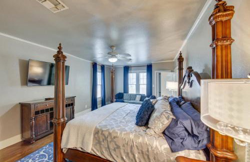 The Pink Azalea - Tyler Home with Yard and Patio! - Foto 15