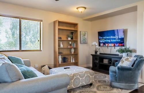 Second Story Suite with Balcony - Photo 19