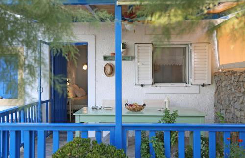 Little Blue - Photo 11