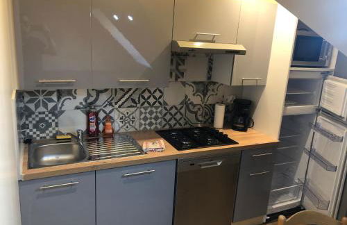 Logement 4 personnes avec piscine intérieure 31 degrés zoo de la FLECHE 24 h du Mans - Photo 14