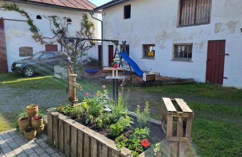 Ferienhaus Ederhof - Idyllischer Vierseithof, kinder- und hundefreundlich, Referenzen auf FeWo-direkt nachlesbar - Foto 3