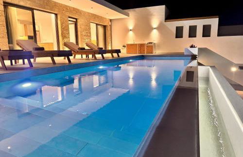 ANESSIS Villas and Suites - Photo 7