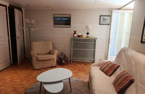 F2 classé 3 étoiles vue montagne, extérieur clos - Foto 2