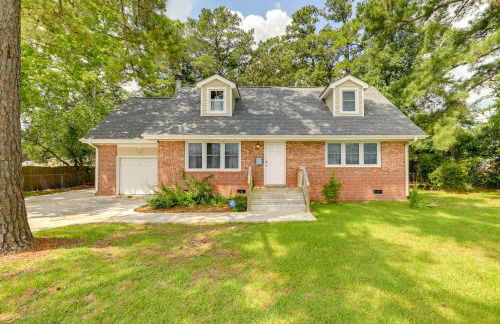 Cozy North Carolina Retreat Near Beaches and Golfing - Foto 1