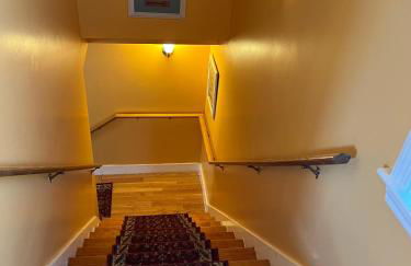 Beautiful 2-Bedroom, 2-Bath Townhouse - Photo 12