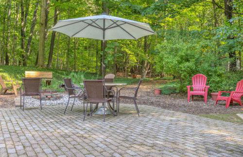 Walking distance to Lake Michigan! Cozy Cottage - Foto 17