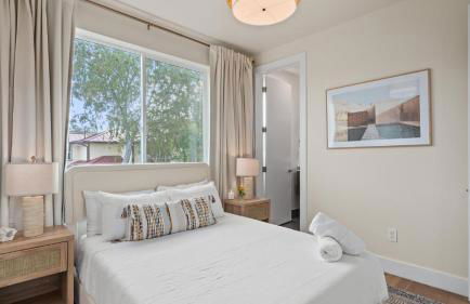 Brand New Low-Allergen Retreat with Hot Tub - Foto 35