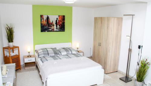 INDIVIDUAL APARTMENTS - Zentrale, ruhige Wohnung in Innenstadt - Küche, Parkplatz, Terrasse, SmartTV, Netflix - Foto 1