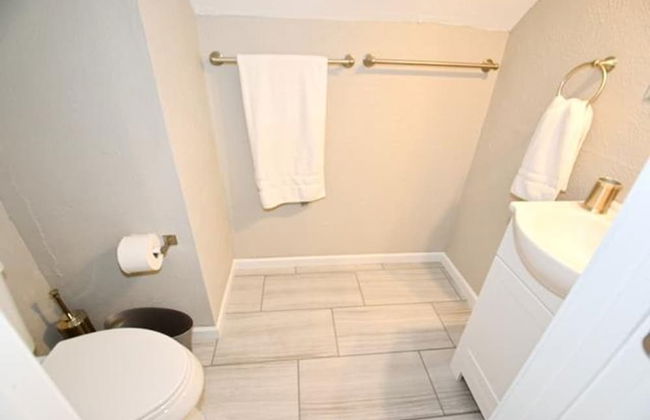 Walk to Notre Dame 3 Bedroom 1 5 Bath Home 717 - Foto 9