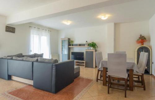 Holiday House BALEN with Swimming Pool - Foto 32