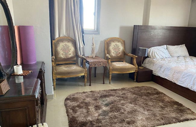 Females Only, Host Is Woman, City Center, Near All - Foto 1