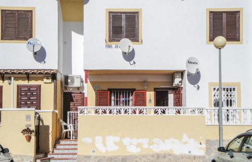 Stunning Apartment In Orihuela Costa - Foto 1