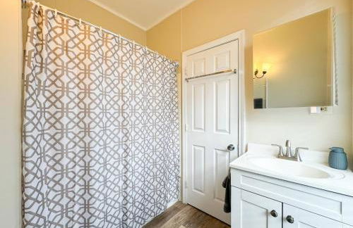 NEW - Mins to Manchester - Nashua - Queen Bed - Foto 4