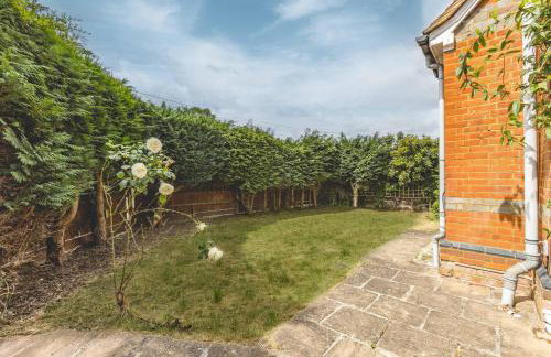 2 Bed Close to Windsor Castle, Ascot Races - By Tempstay - Foto 8