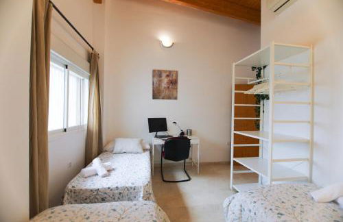 RentalSevilla Brisa del Aljarafe con piscina climatizada a 15 minutos de Sevilla - Foto 18