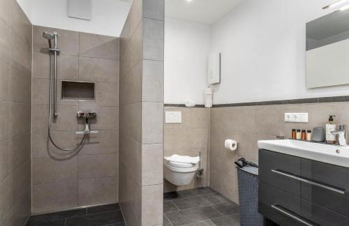 Vivamosel: Appartement mit Mosel & Burgblick - Balkon - Parken - Aufzug - Fahrradraum - Foto 5