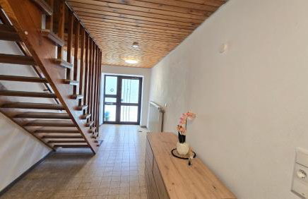 Monteur & Ferienapartment Leidenberger Parkplatz WLAN Kinderspielzimmer - Photo 8