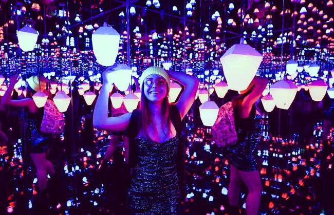 Selfie Museum Thessaloniki Tour - Photo 8