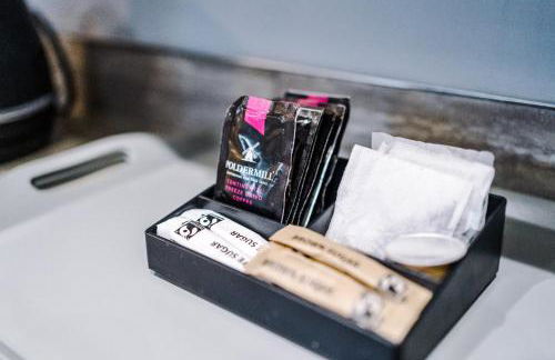 Spacious Modern Chester Home - Great Location - Photo 79