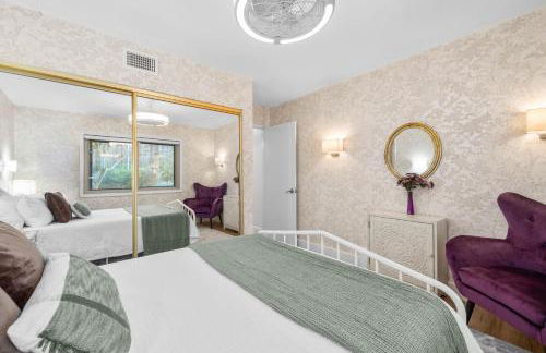 Nature-Inspired Stay with Pool, Fire Pits and More - Foto 61