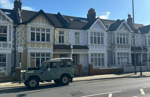 Bright 2-Bed in Wimbledon - 3 min Walk to Tube - Foto 16