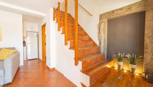 Charming Classic-Rustic Retreat in Historic Lisbon - Photo 5