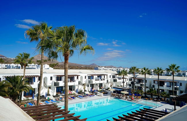 Apartamentos Plaza Azul - Photo 47