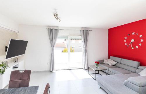 Apartman Luci - Private Heated pool - Photo 12