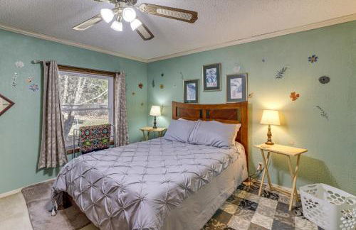 Pool, Large Porch! Country Home Near Roaring River - Foto 20