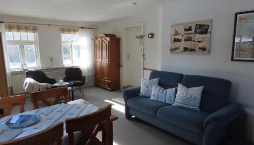 Große Warf mit Rasenfläche - Foto 5