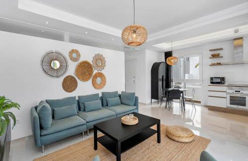 Newly Built Apartment with Direct Pool Access - Photo 10