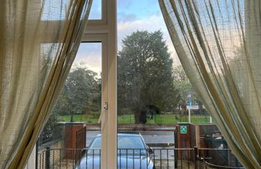Lovely 1-bedroom flat with Patio - Foto 14