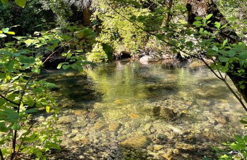 Lux, designer 8-acre retreat with private creek - Foto 69