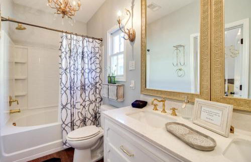 Chic Thomas Square Home in Walkable Location! - Foto 14