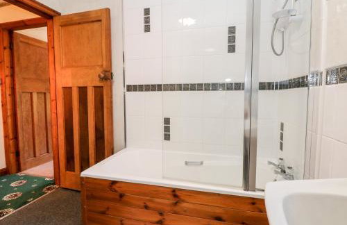 Keepers Cottage - Photo 16