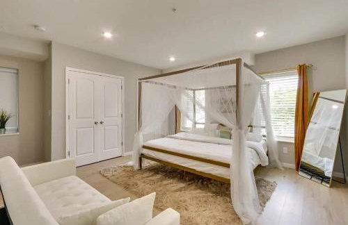 Modern City Getaway Near Downtown Newark & NYC - Photo 18