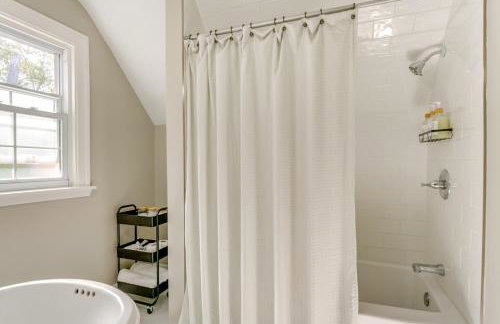 Historic Detroit Bungalow Pet and Family Friendly - Foto 23