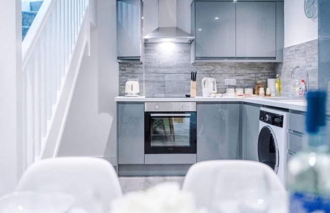 Imperial War Museum North Two-bedroom by Belvilla - Photo 11