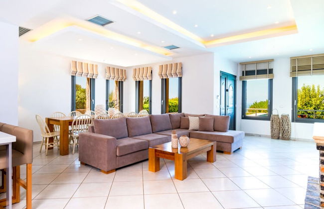 Great Villa, Enormous Pool, Nice Location near Village Sisi - Foto 13