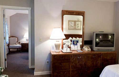 Wonderful Bed and Breakfast Accommodation for Four Guests near Belfast, Maine - Foto 2