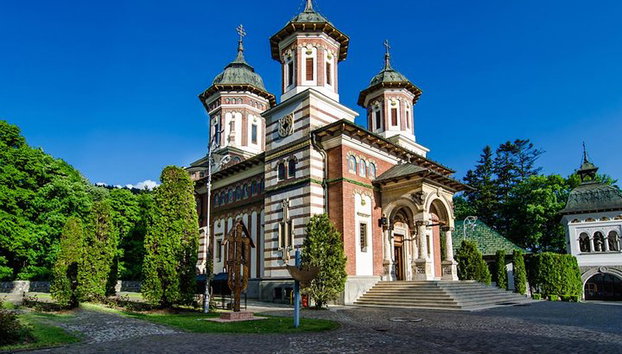 Day Trip to Carpathian’s Pearl - Sinaia - Photo 4