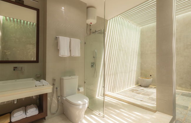 Serendipity Lake - Hikkaduwa - Photo 17