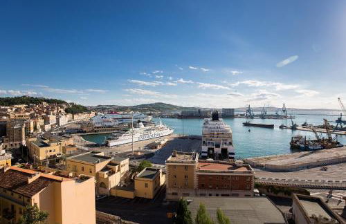 AMA HOMe, appartamento in centro con terrazza - Foto 40