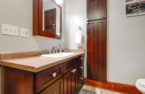 3 Mi to Road America Spacious Elkhart Lake Home! - Foto 21