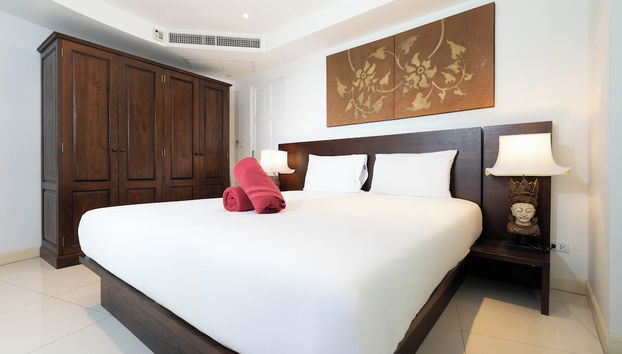 Kata Ocean View 2BR Apartment M12 - Foto 2, Habitación