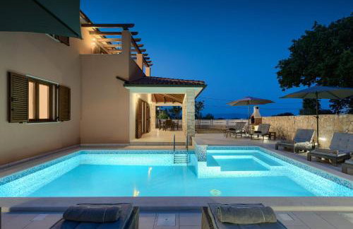 Villa Gloria, villa with heated pool - Foto 32
